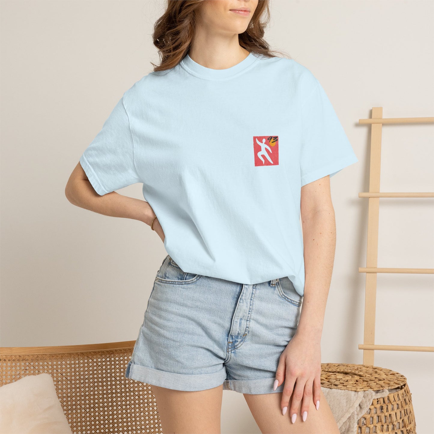 T-Shirt — Realism93 Beach Vibes Graphic Tee