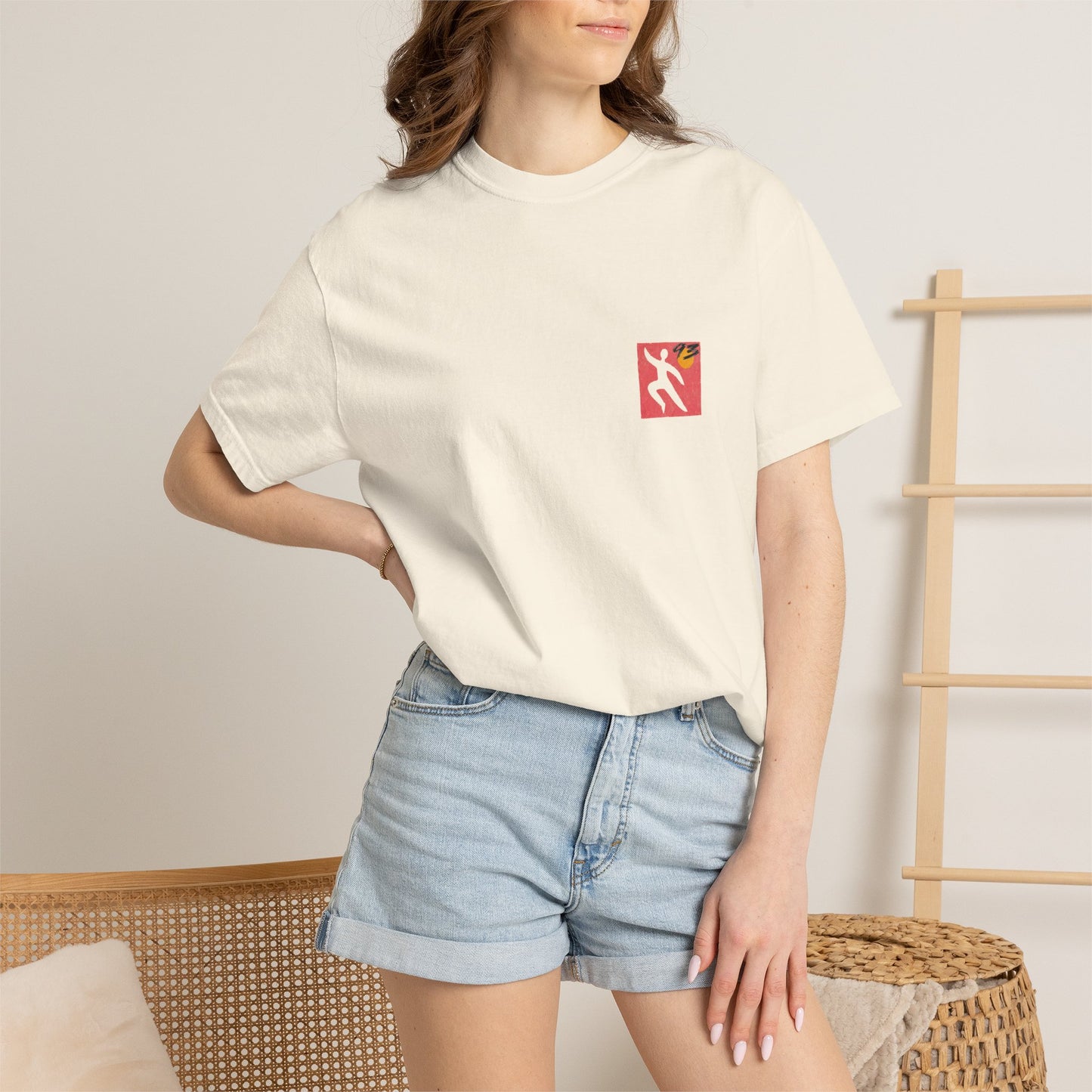 T-Shirt — Realism93 Beach Vibes Graphic Tee